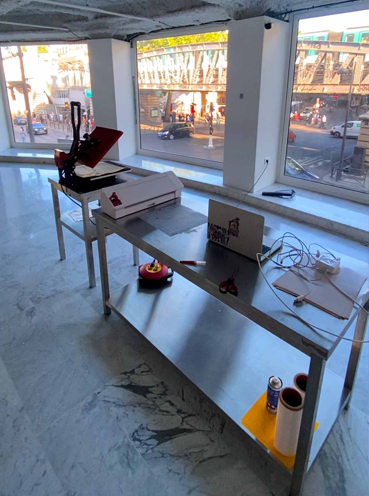 Pop-up Barbès — t-shirt PSG personnalisé