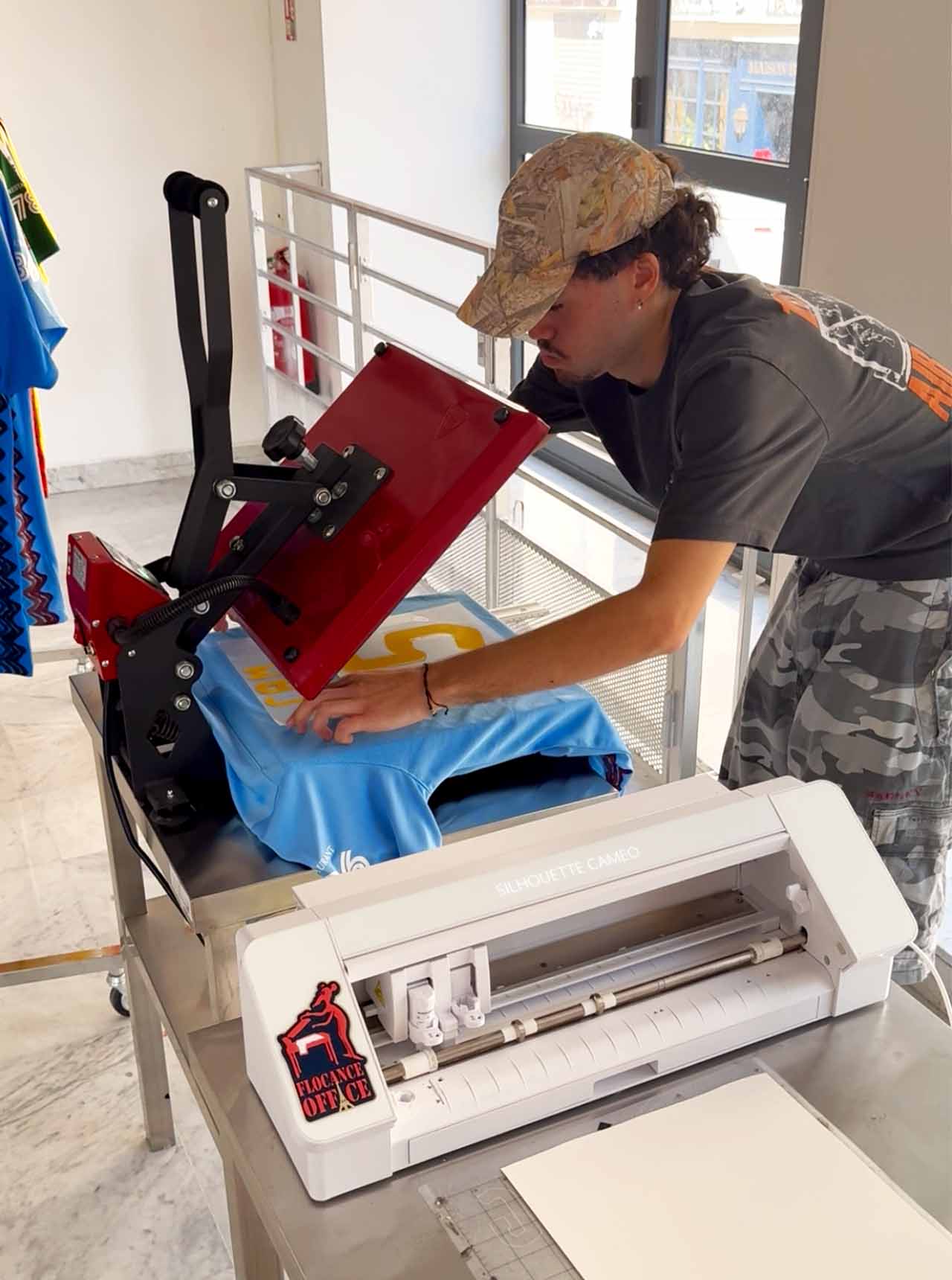 Pop-up Barbès — t-shirt PSG personnalisé