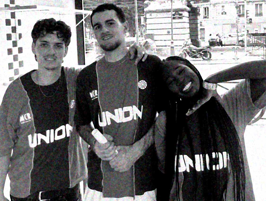 Pop-up Barbès — t-shirt PSG personnalisé